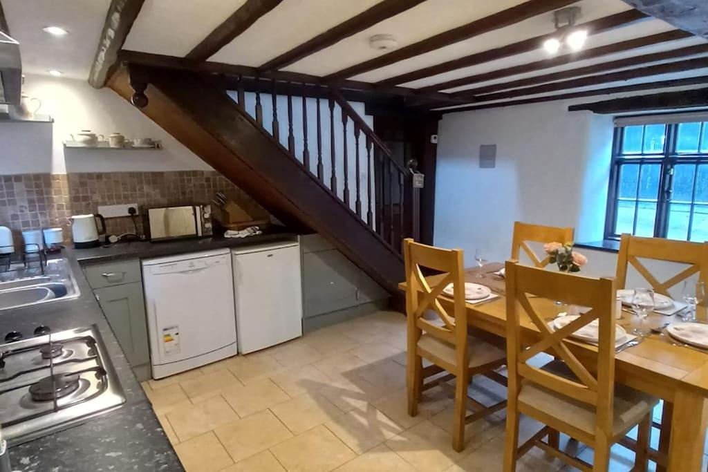 Peak District - 1 Harrow Cottage - Great Longstone Экстерьер фото
